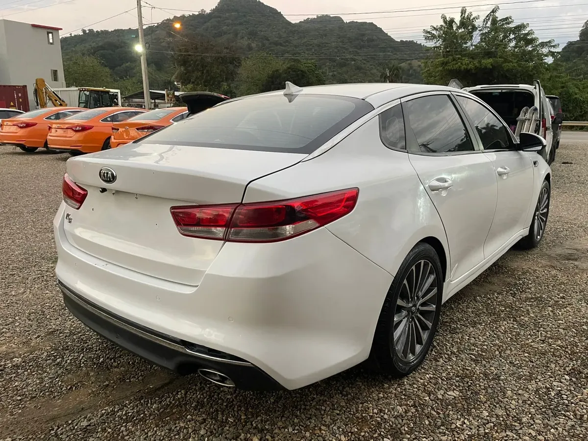 Kia K5