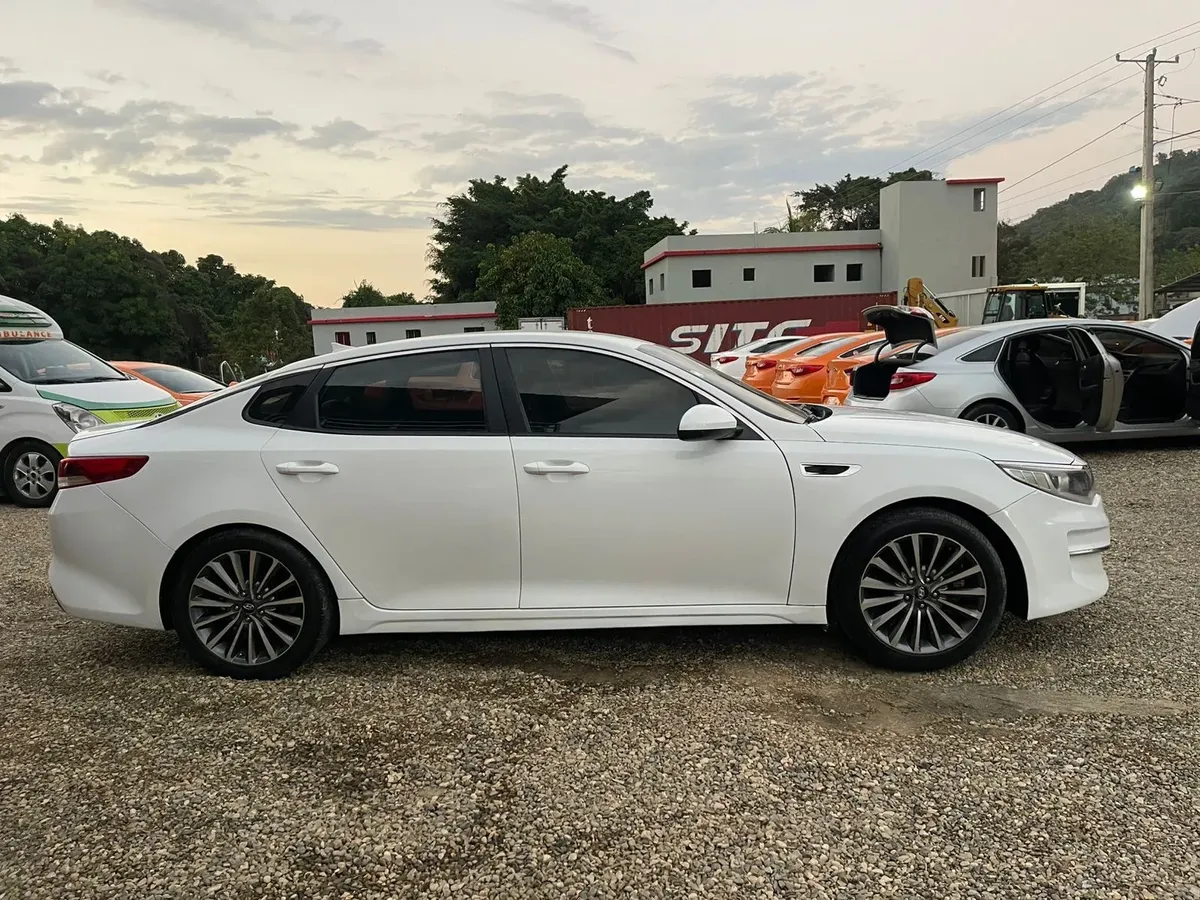 Kia K5